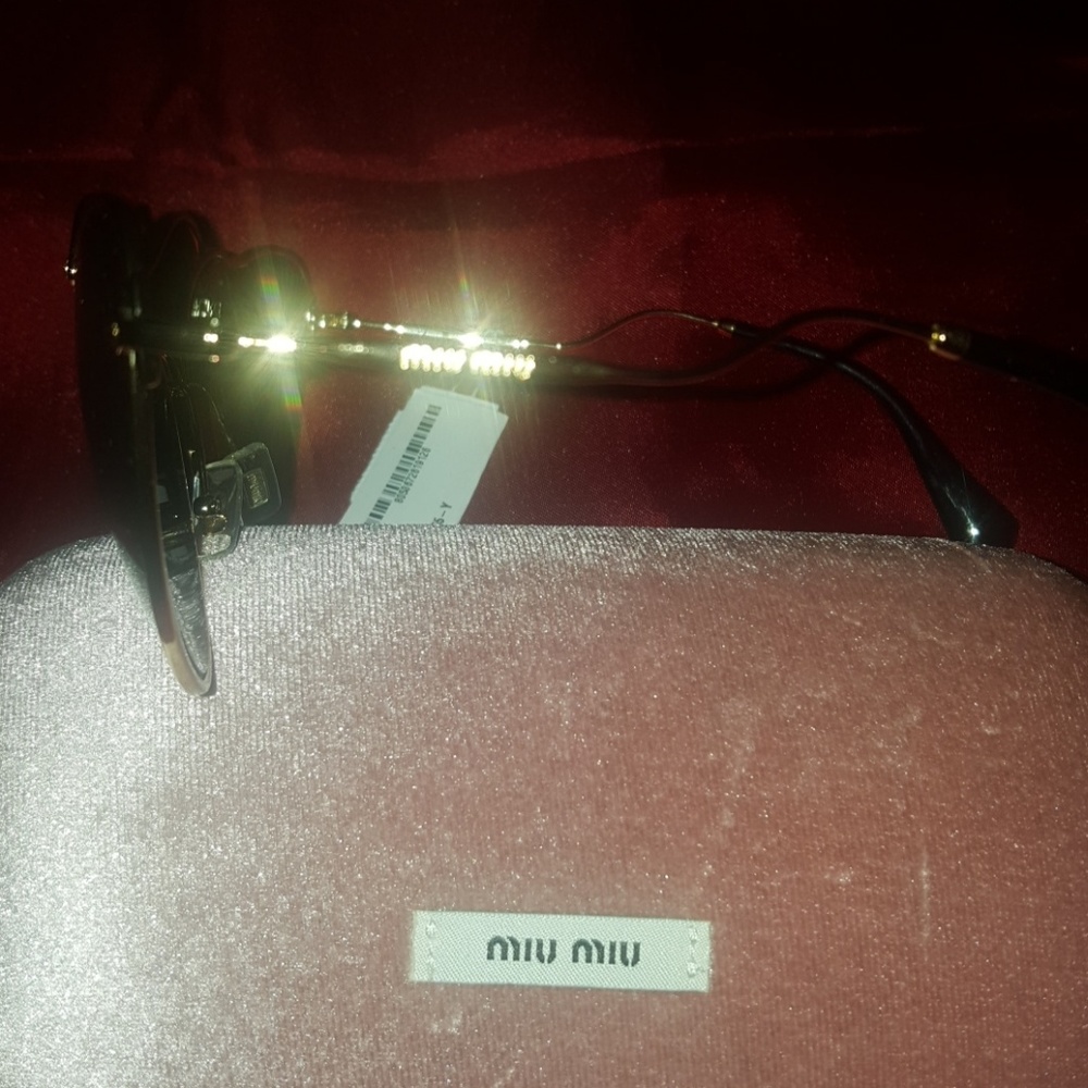 Authentic Miu Miu Sunglasses With Case - image 3